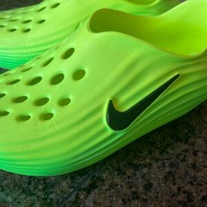 Nike ReactX Rejuven8 Kids Neon Green Sandals Size 5